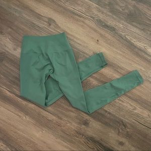 Alphalete Amplify Leggings